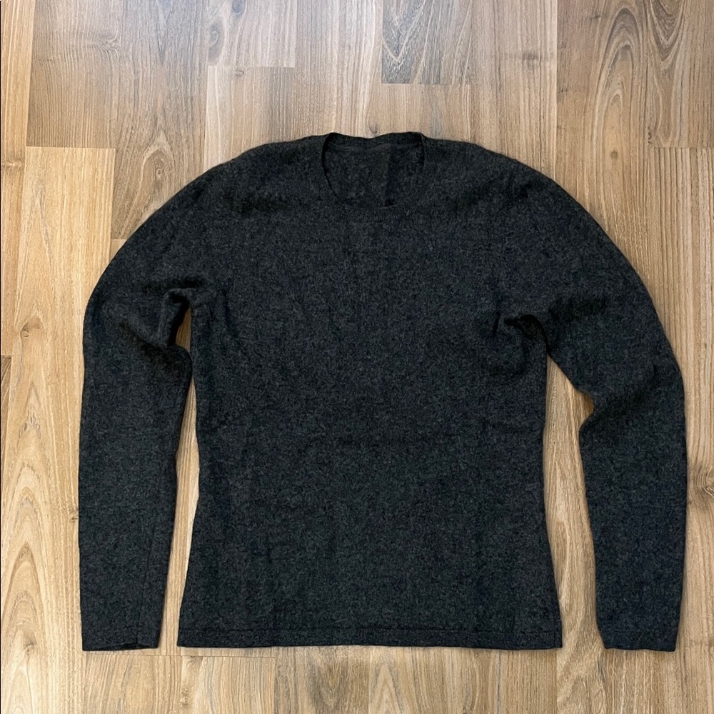 Cashmere charcoal sweater